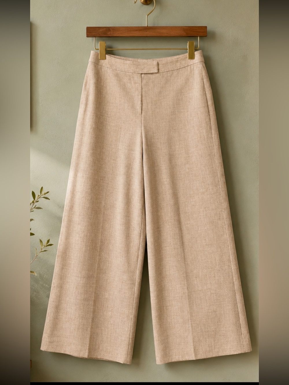 Beige Oatmeal Wide Leg Trousers | Size 10 | Larry Levine | *** Altered Hem - Picture 4 of 6